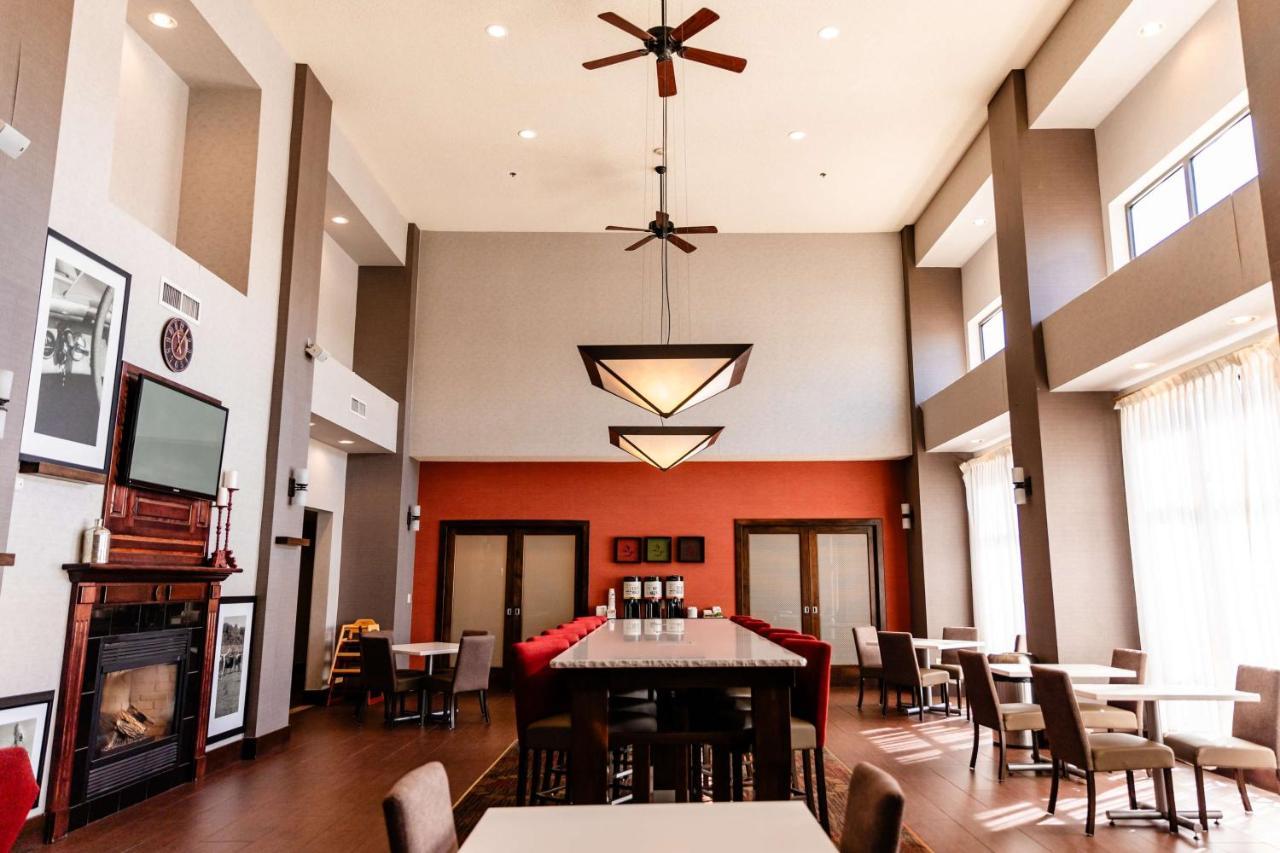 Hampton Inn & Suites Scottsbluff Extérieur photo